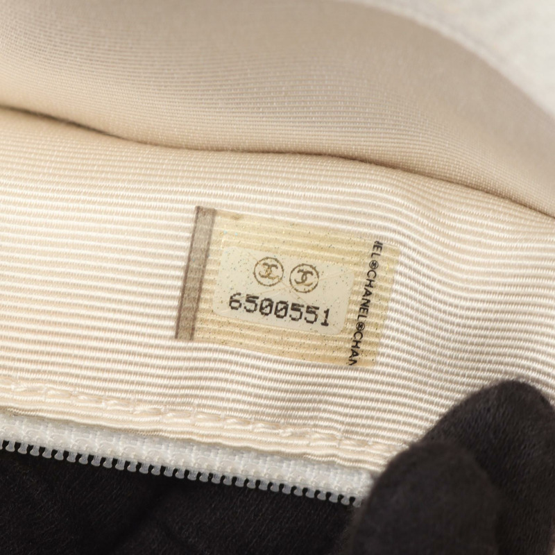 香奈兒 (CHANEL) 絎縫鏈條肩背包 白色皮革 GHW 二手 女士 CC-4