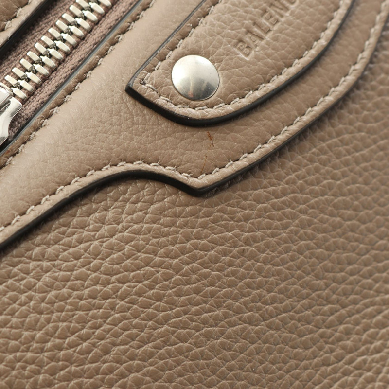 BALENCIAGA Neo Classic 肩挎斜背包，米色皮革，二手，男女通用-7