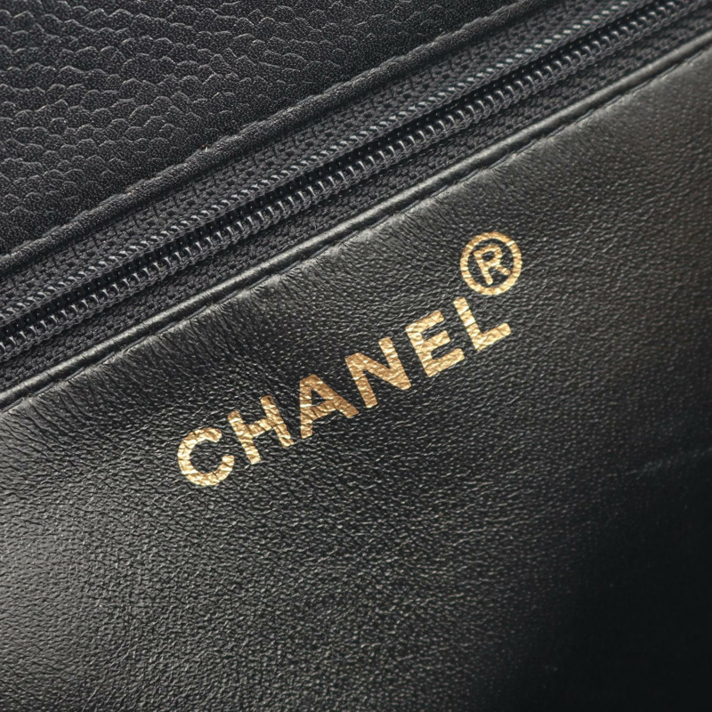 香奈兒 COCO 標誌鏈肩背包，粒面小牛皮，黑色，金色五金，二手-3