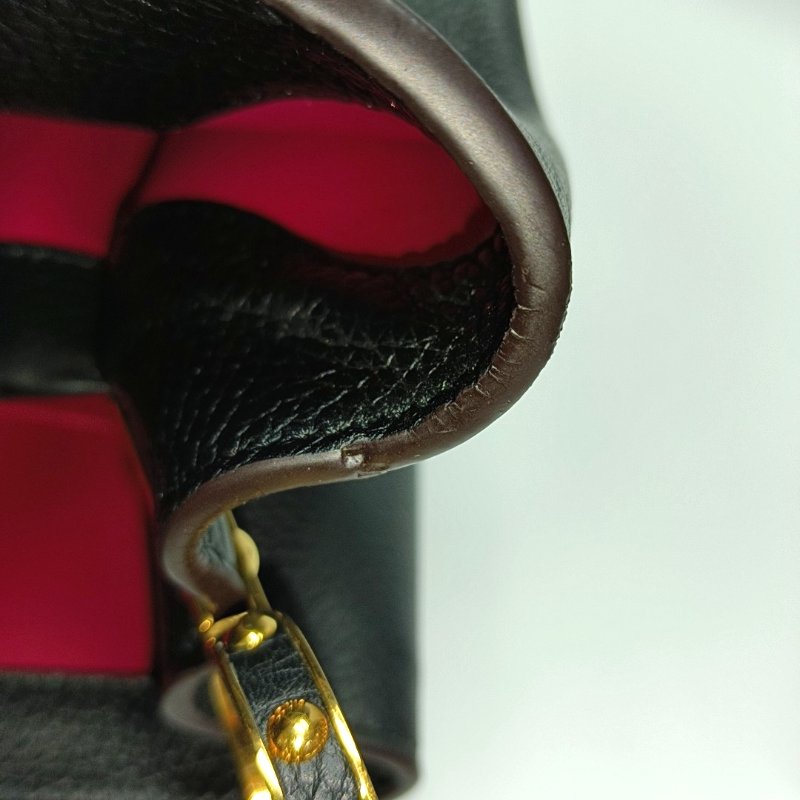 LOUIS VUITTON CAPUCINES大號黑色牛皮手提包金色五金-10