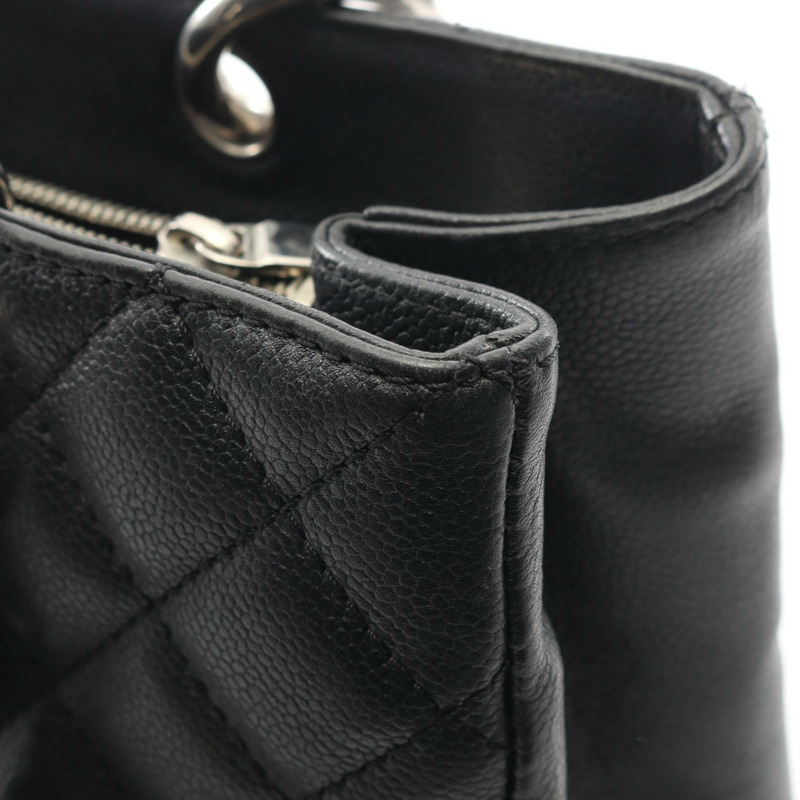 香奈兒 (CHANEL) Matelasse Grand Shopping GST 鏈條肩背包，黑色皮革，銀色金屬扣-5