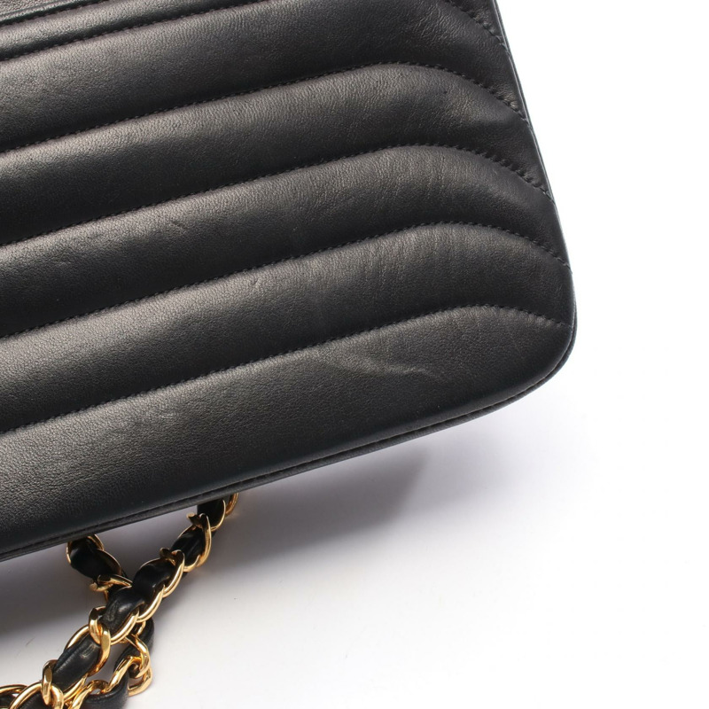 香奈兒 Mademoiselle 鏈條肩背包，羊皮材質，黑色，金色五金，二手，女士 CC-8