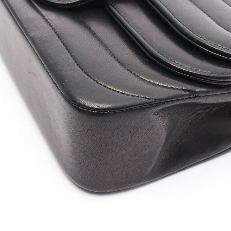 香奈兒 Mademoiselle 鏈條肩背包，羊皮材質，黑色，金色五金，二手，女士 CC-7