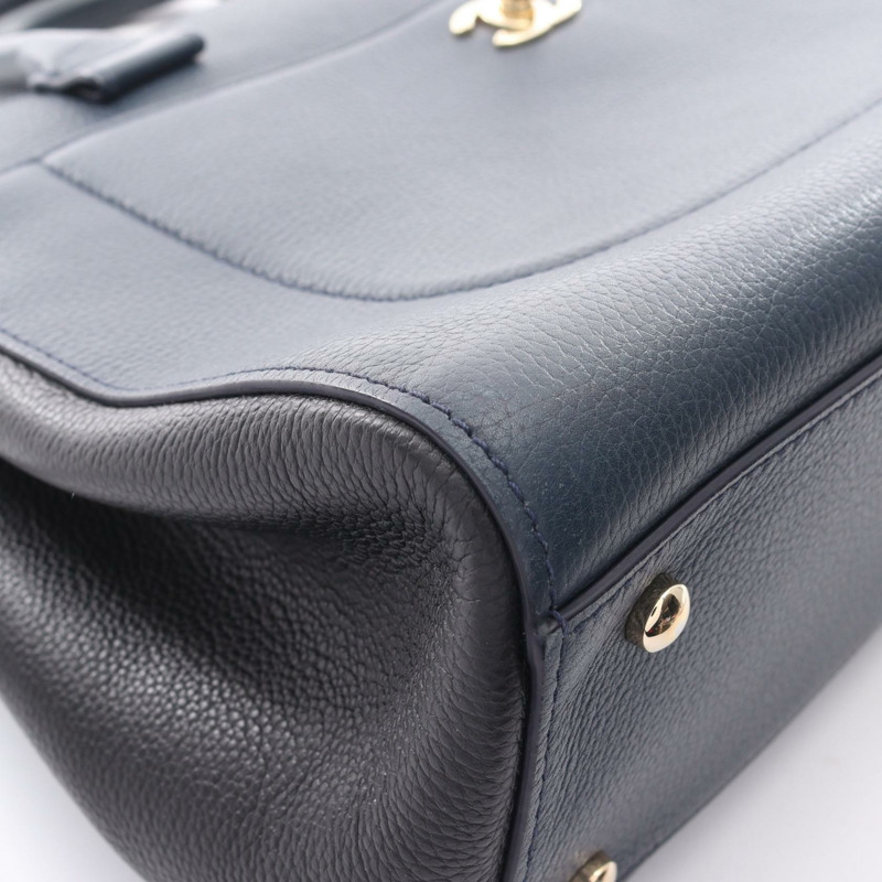 香奈兒 Neo Executive 手提單肩斜背包，海軍藍/黑色，金色五金，二手-11