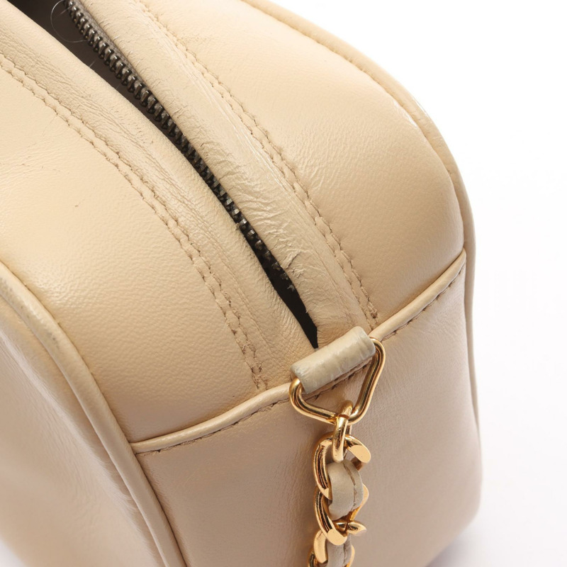 香奈兒三重 COCO 標誌鏈條肩背斜背包，羊皮，米色，金色五金，二手-6