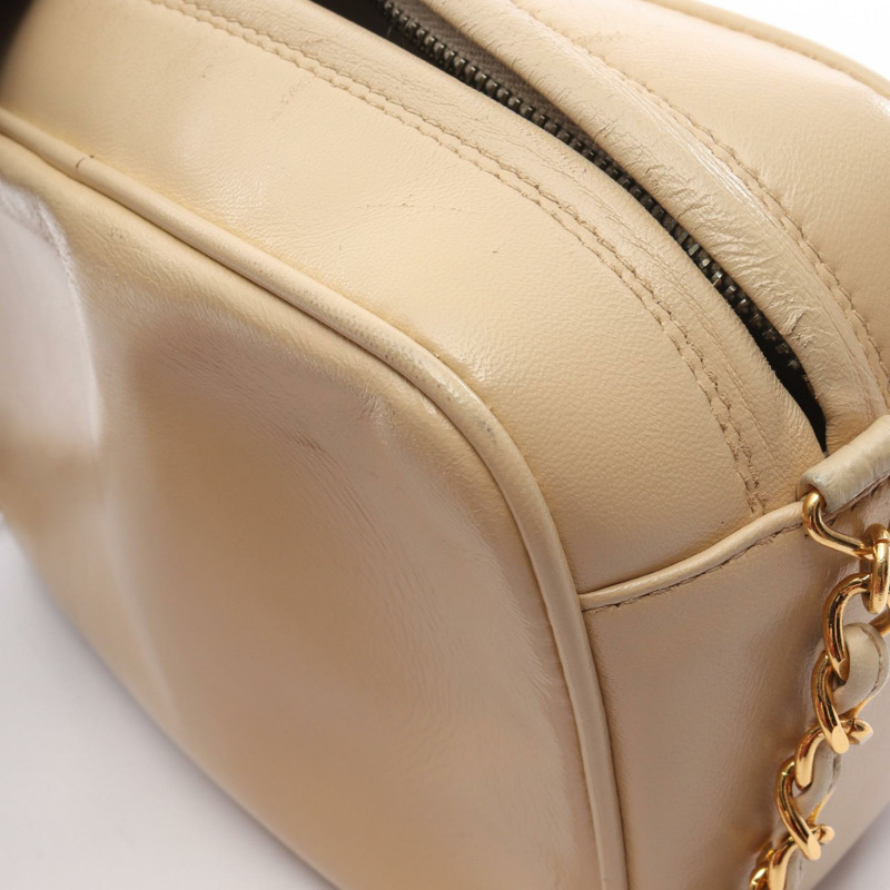 香奈兒三重 COCO 標誌鏈條肩背斜背包，羊皮，米色，金色五金，二手-7