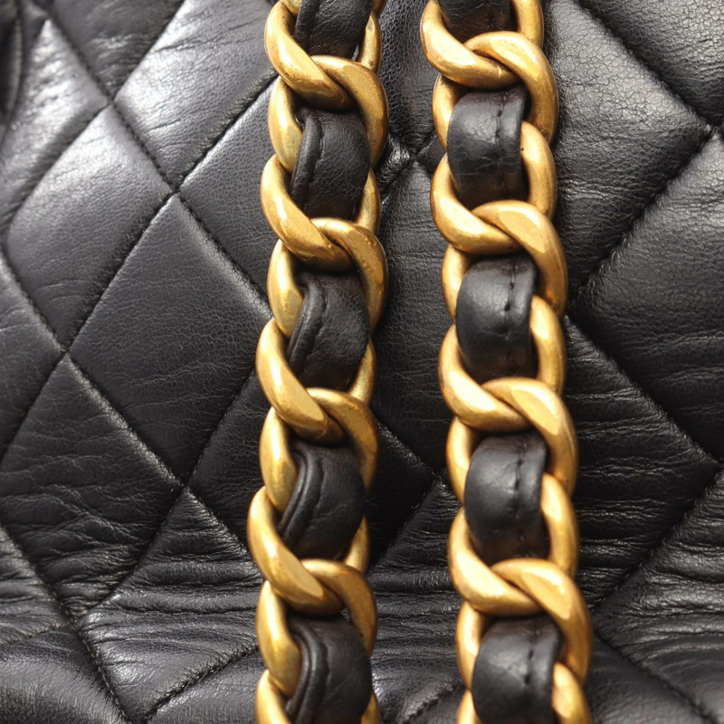 香奈兒 (CHANEL) 絎縫雙肩包，羊皮材質，黑色，二手，女士，金色五金-9