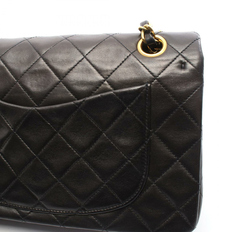 香奈兒 (CHANEL) Matelasse W 翻蓋鏈條肩背包，羊皮材質，黑色，二手，女士款，金色五金-8