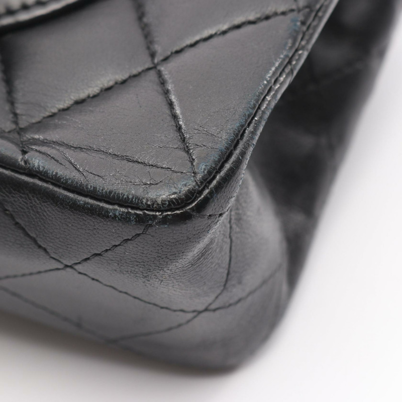 香奈兒 (CHANEL) Matelasse W 翻蓋鏈條單肩包，羊皮材質，黑色，二手，帶五金配件-11