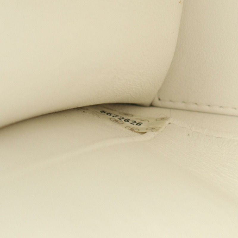 香奈兒 COCO 標誌單背包，粒面小牛皮，白色，金色五金，二手，女士 CC-4