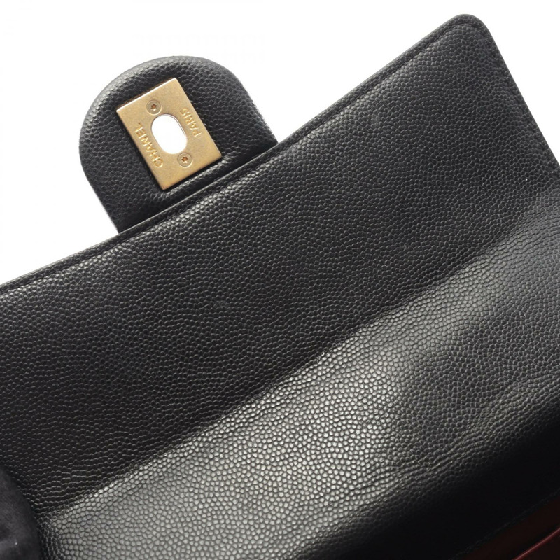 香奈兒 (CHANEL) 絎縫鏈條肩挎包，小牛皮材質，黑色，金色五金，二手女款-5