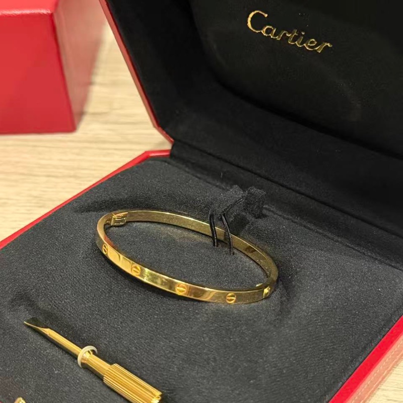 卡地亞love手環 18k 黃金色-1