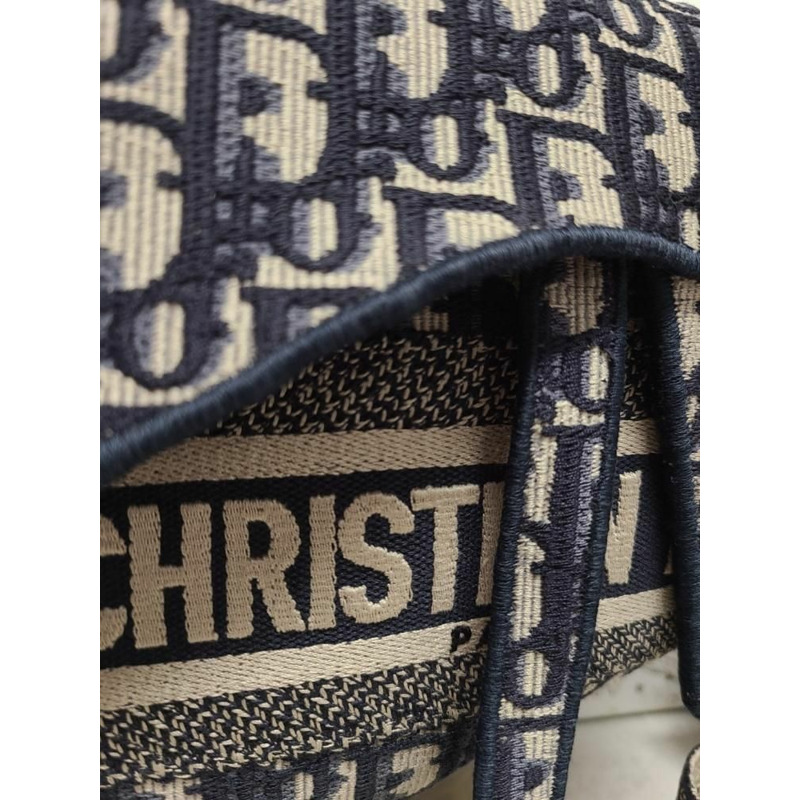 【包稅】DIOR 藍色斜紋提花刺繡馬鞍包 + 肩帶-3