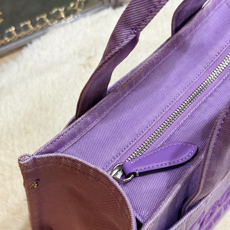 COACH牛仔 斜背包 托特 薰衣草紫 💜紫色控不能錯過的美包-26