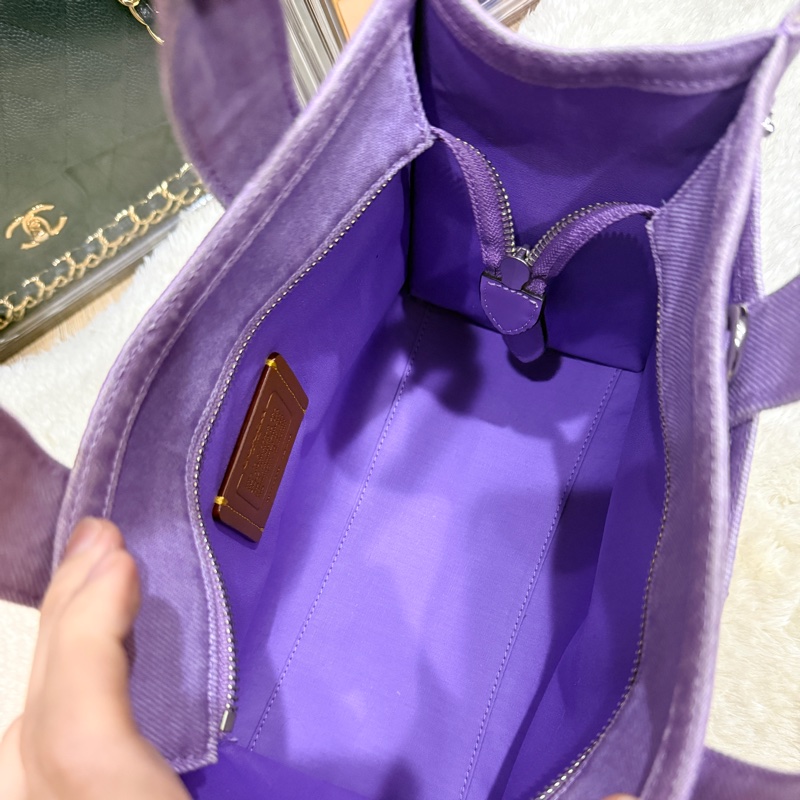 COACH牛仔 斜背包 托特 薰衣草紫 💜紫色控不能錯過的美包-30