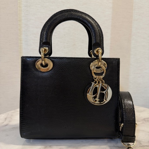 Dior 黑蜥蜴皮淡金釦Lady Dior小號手提斜背包