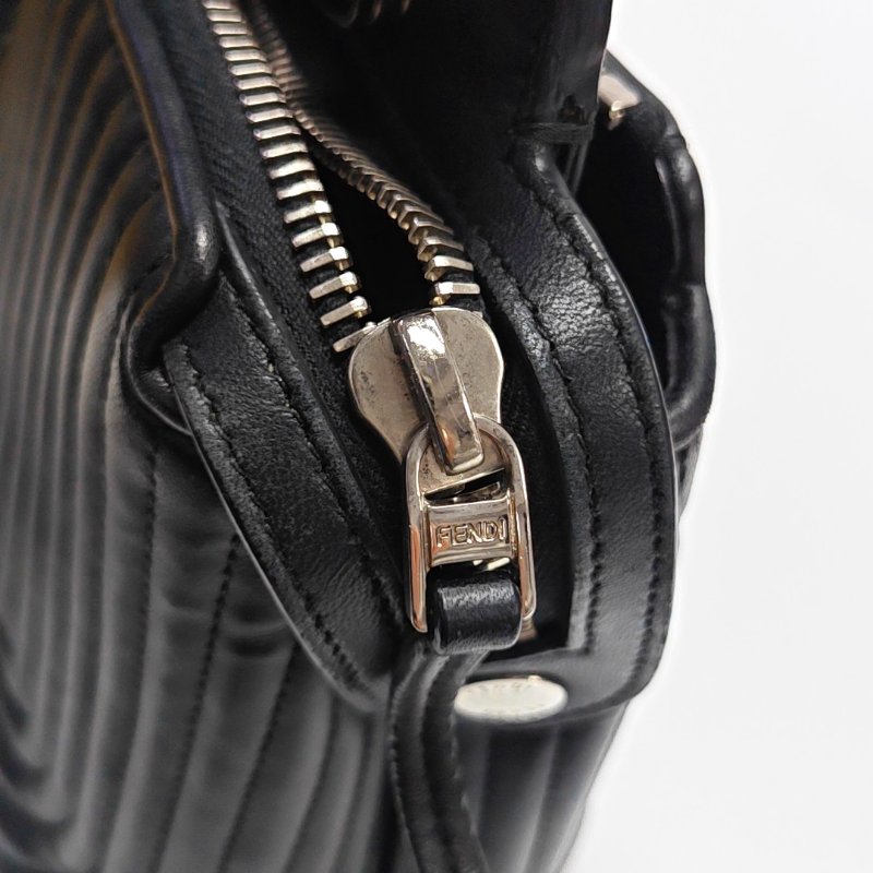 FENDI Dotcom黑色牛皮絎縫單肩包斜挎包銀色五金子袋可拆卸肩帶配件齊全-12