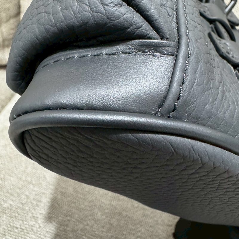 LV Christopher XS 雙肩包經典側肩背包-4