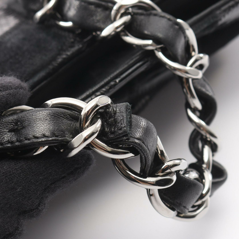 香奈兒 (CHANEL) 女士黑色漆皮羊皮手提包-11