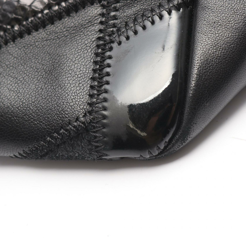 香奈兒 (CHANEL) 女士黑色漆皮羊皮手提包-13