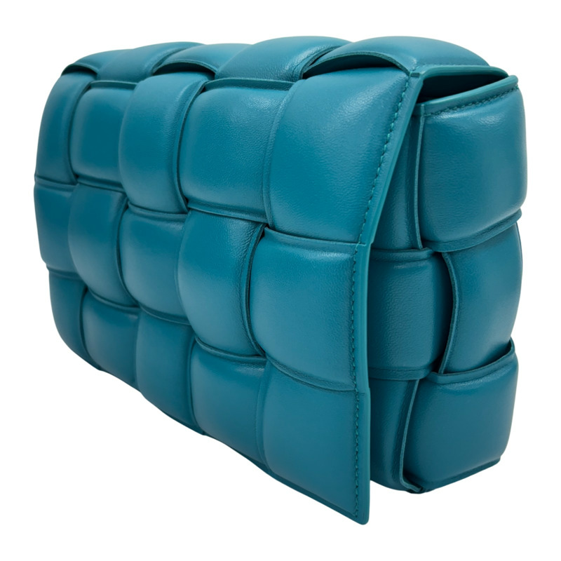 淡藍色 羊皮 Padded Cassette 肩背包【BOTTEGA VENETA BV 寶緹嘉】 717506-1