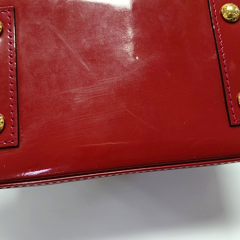 LOUIS VUITTON ALMA BB 紅色漆皮老花壓紋貝殼包單肩包手提包斜挎包金色五金可拆卸肩帶-10