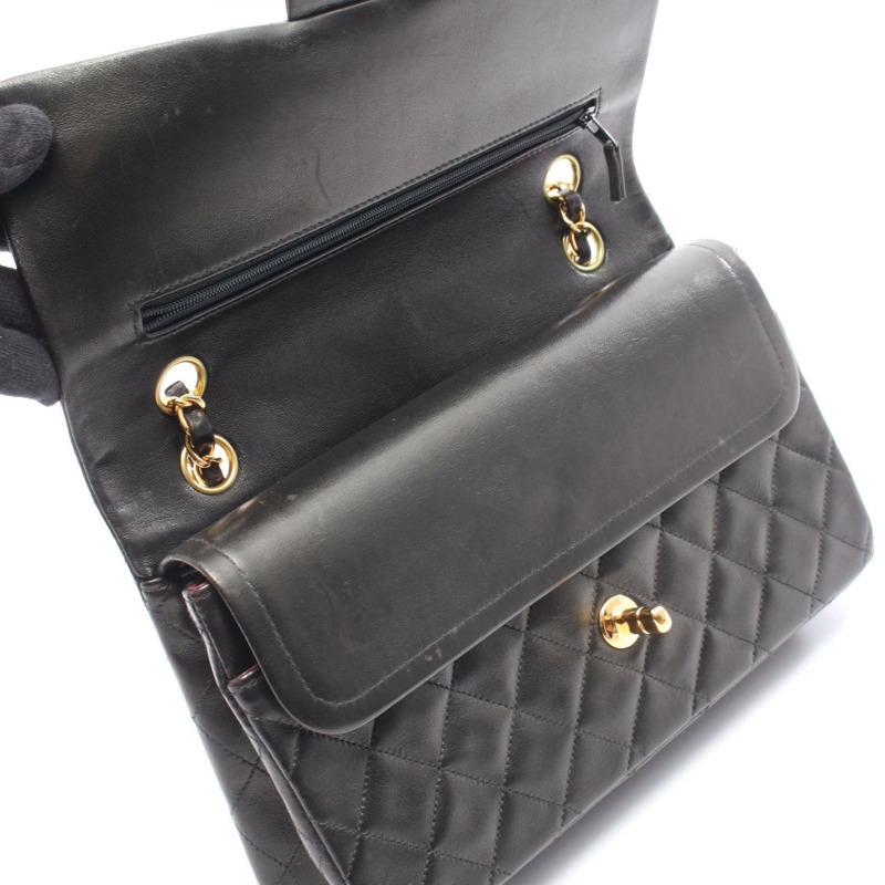 香奈兒 (CHANEL) Matelasse W 翻蓋鏈條單肩背包 A01112 黑色皮革 GHW 二手 CC-8