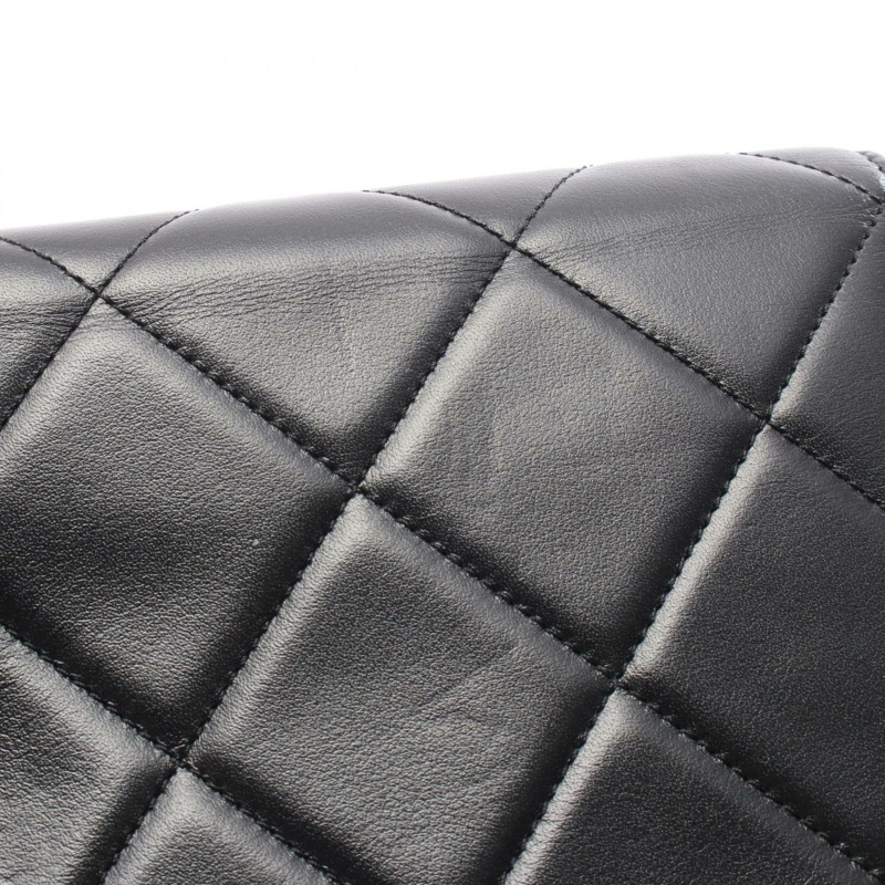 香奈兒 (CHANEL) 絎縫鏈條肩背斜背包，黑色皮革，金色五金，二手，女士 CC-5