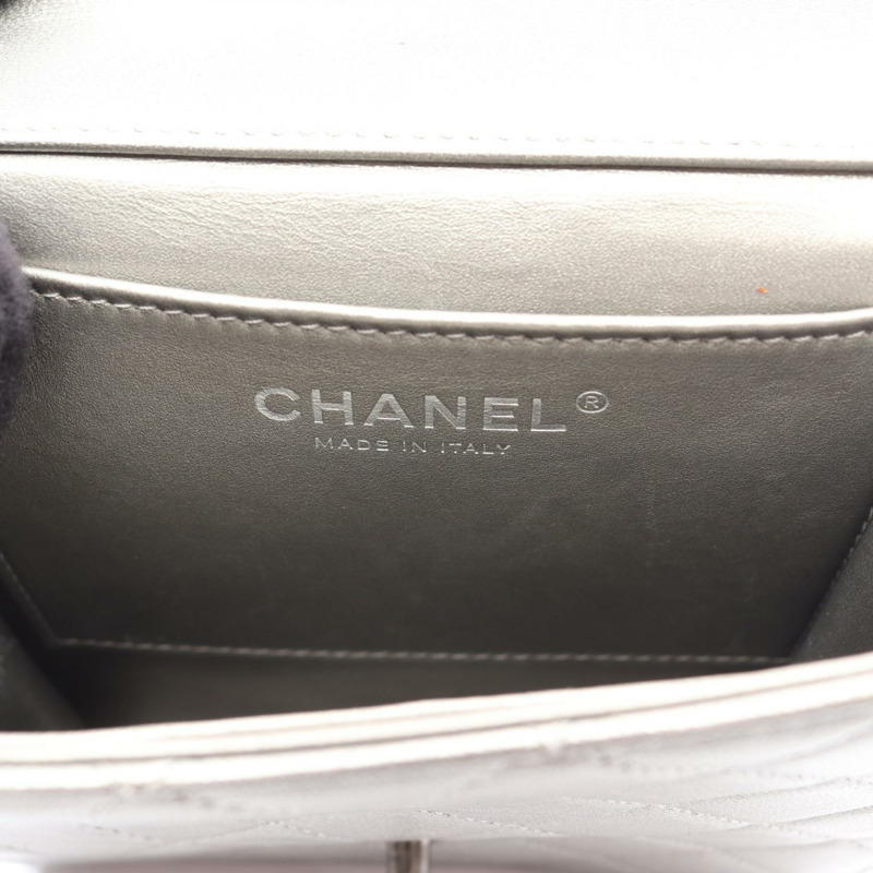 香奈兒 (CHANEL) 絎縫鏈條肩背斜背包，灰色皮革，SHW 五金，二手，女士 CC-6