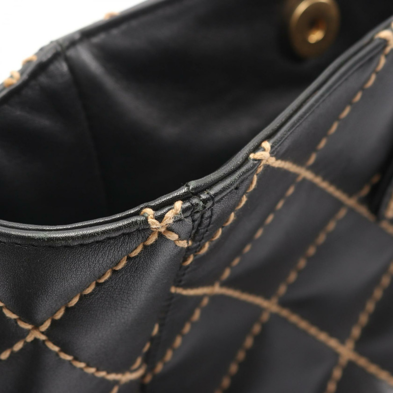 香奈兒 (CHANEL) 野性縫線托特單肩包，黑色皮革，金色五金，二手，女士 Coco CC-6