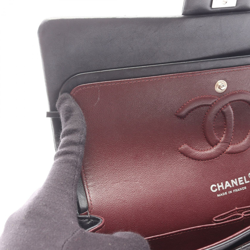 香奈兒 (CHANEL) Matelasse W 翻蓋鏈條單背包 A01112 黑色皮革 SHW 二手-5