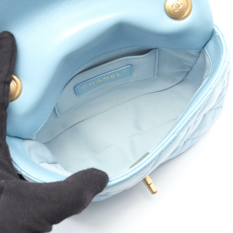 香奈兒 (CHANEL) 絎縫鏈條肩背斜背包，藍色皮革，二手女士 Coco CC-2