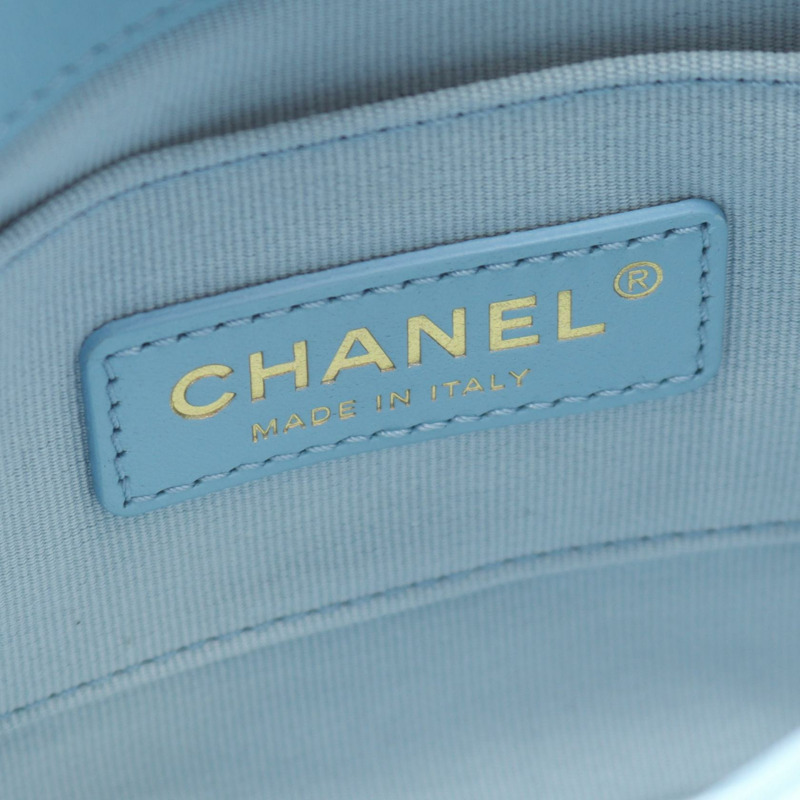 香奈兒 (CHANEL) 絎縫鏈條肩背斜背包，藍色皮革，二手女士 Coco CC-3