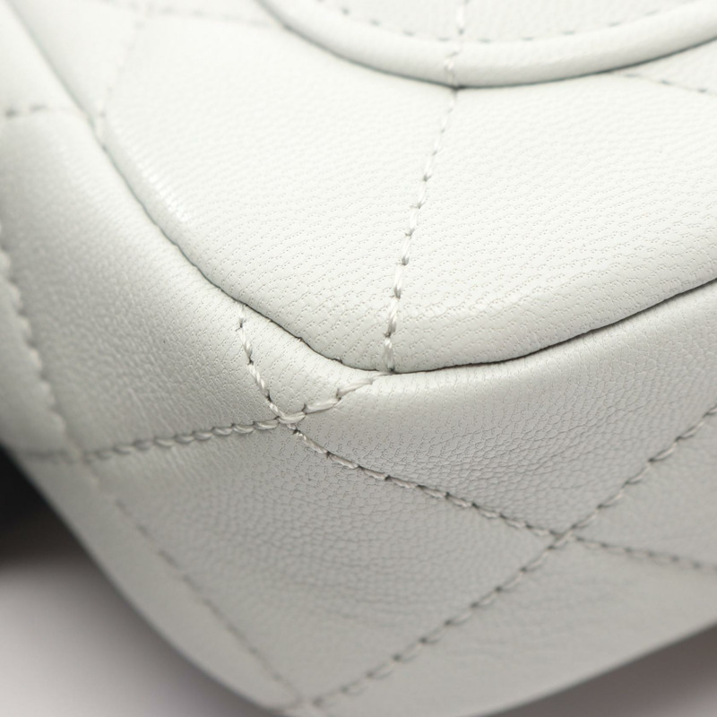 香奈兒 (CHANEL) 絎縫鏈條肩背包，灰色皮革，二手，女士金色五金斜挎包，CC-6