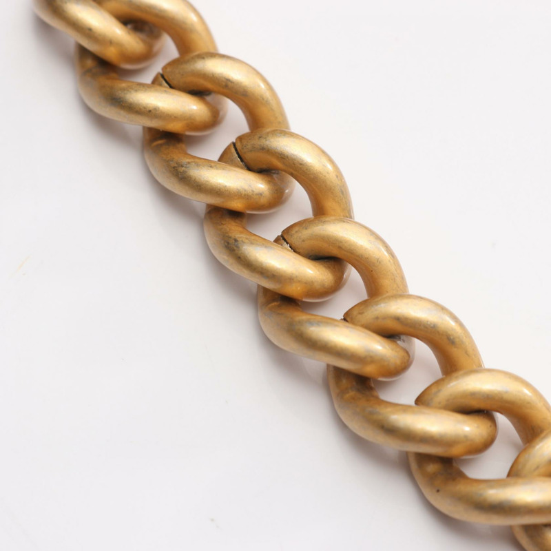 香奈兒 (CHANEL) 絎縫鏈條肩背包，灰色皮革，二手，女士金色五金斜挎包，CC-9