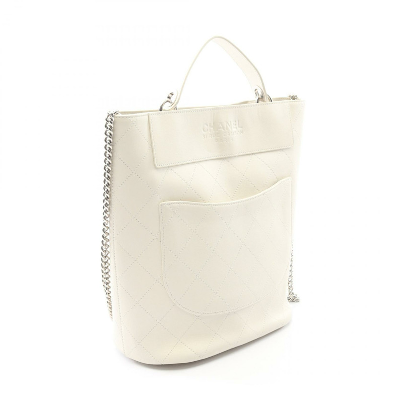 香奈兒 (CHANEL) 絎縫水桶肩背包 AS0577 羊皮 白色 二手 SHW CC-1