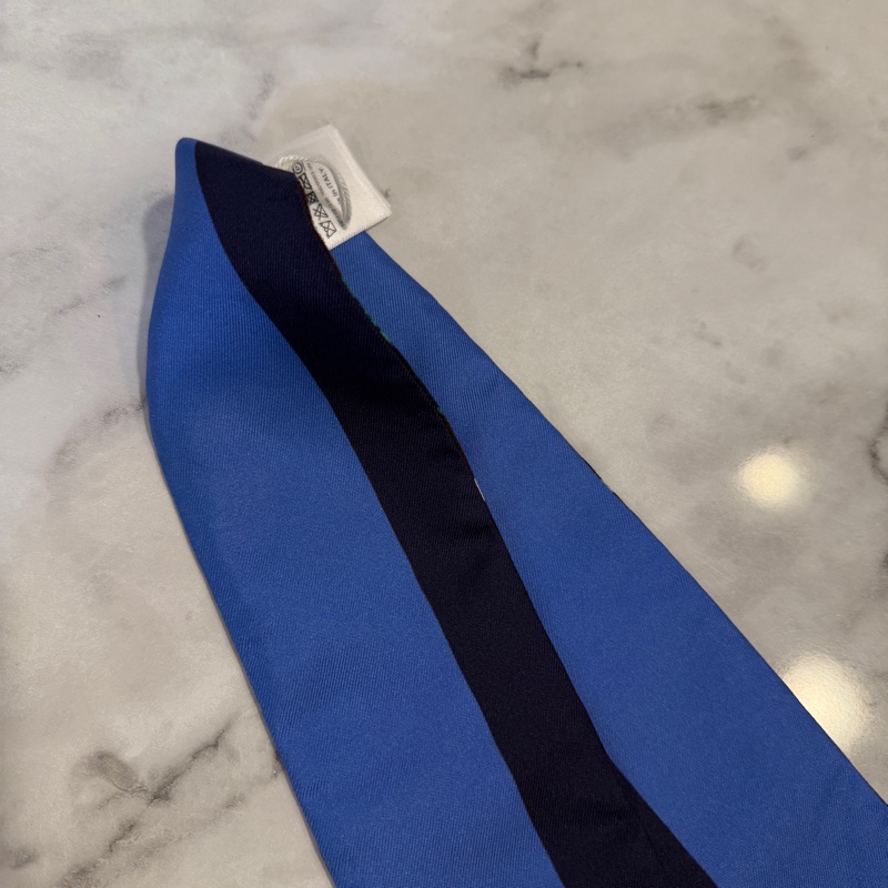 Dior 咖啡底各式帽子圖案拼深淺藍Twilly-8