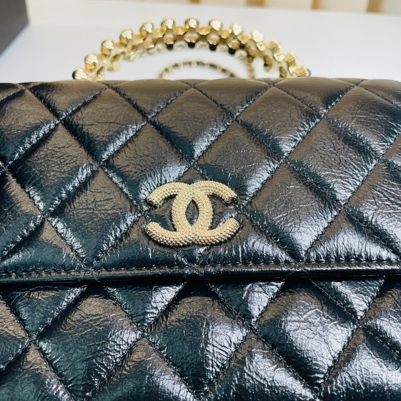 專櫃價7.8折！Chanel香奈兒  24P新款 黑金珍珠手柄 黑色油臘皮風琴包 小羊皮材質菱格紋  超美珍珠手柄 斜挎手提都很美-9