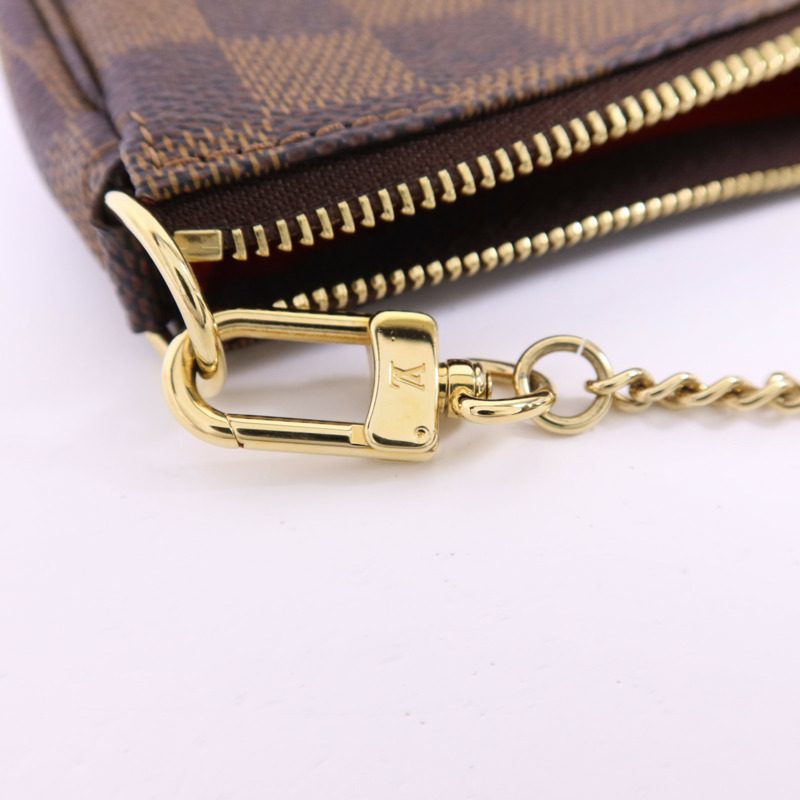 LOUIS VUITTON Damier Mini Pochette Accessoires金扣手挽袋-9