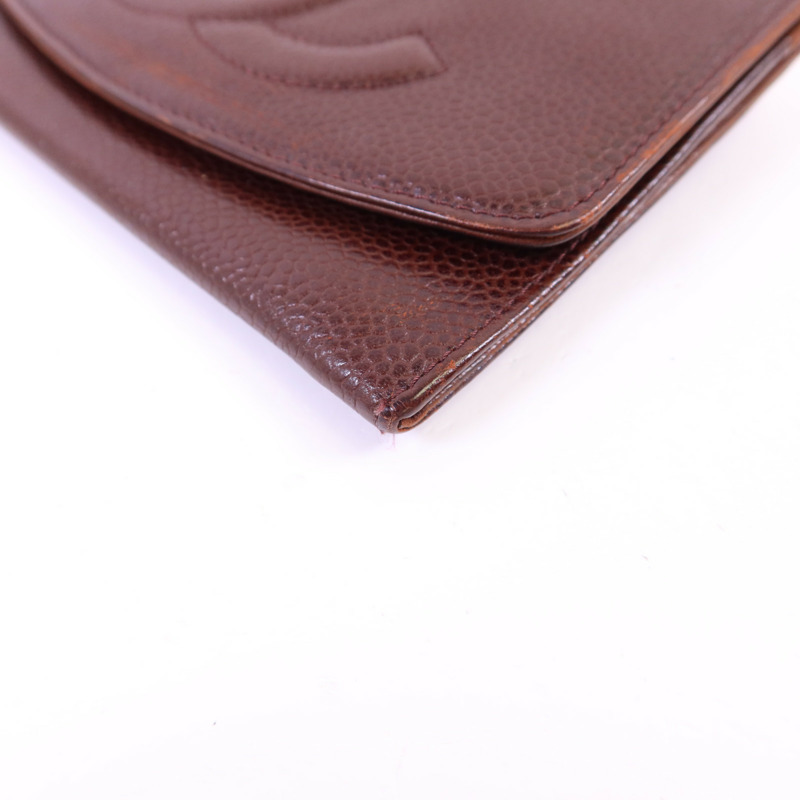 CHANEL 牛皮皮革Bifold Wallet金扣錢包-11