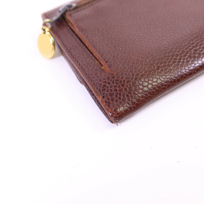 CHANEL 牛皮皮革Bifold Wallet金扣錢包-14