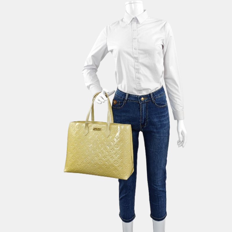 LOUIS VUITTON WILSHIRE黃色漆皮老花壓紋手提包金色五金-1