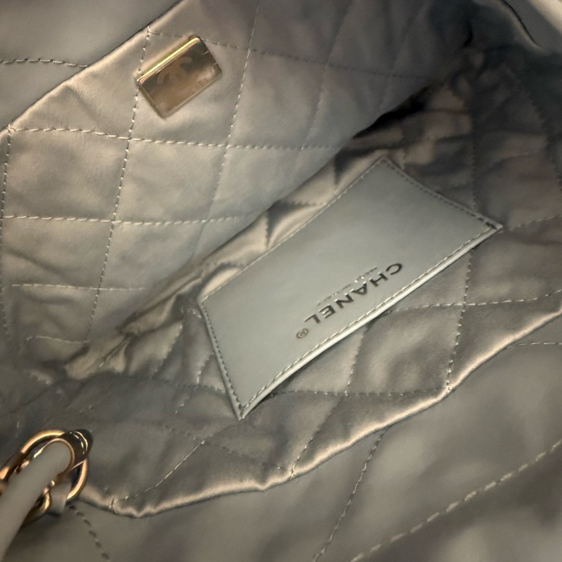 Chanel 香奈兒 Chanel Mini 22 Baby Blue 天藍配銀鏈-10