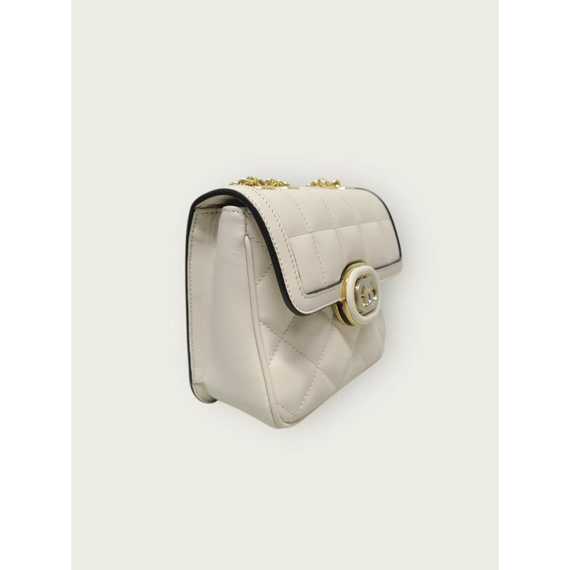 【包稅】GUCCI 白色絎縫皮革互扣式 G 字裝飾迷你單肩包-2