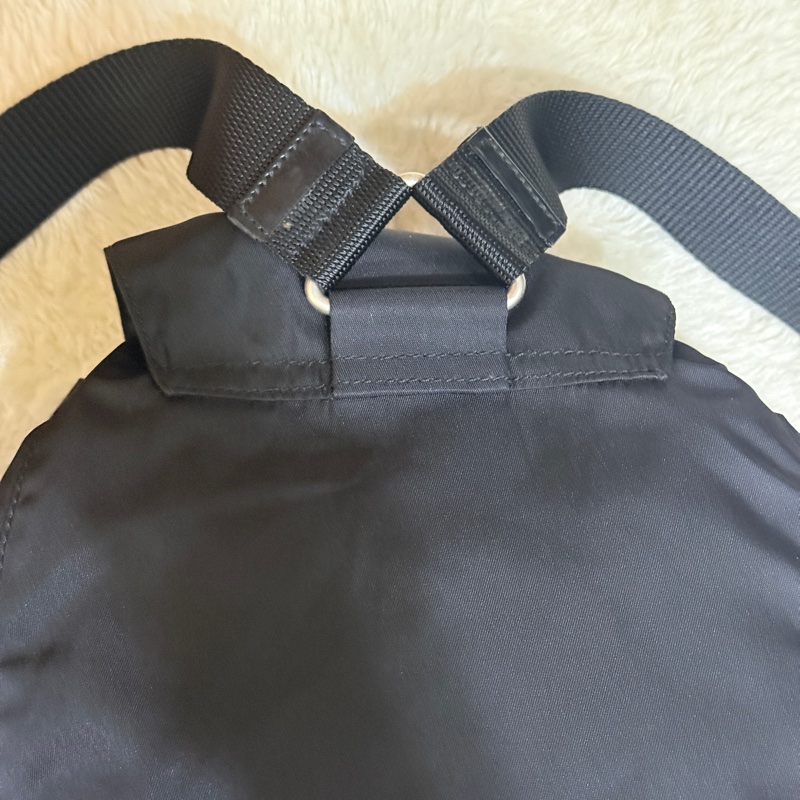 88新✨磁扣款🎖️出名好用的Prada經典 耐磨 超好裝 降落傘布 後背包  就是主打一個好看又好用🤷-3