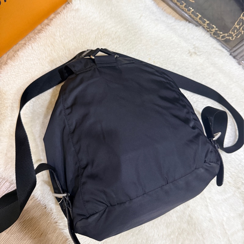 88新✨磁扣款🎖️出名好用的Prada經典 耐磨 超好裝 降落傘布 後背包  就是主打一個好看又好用🤷-4