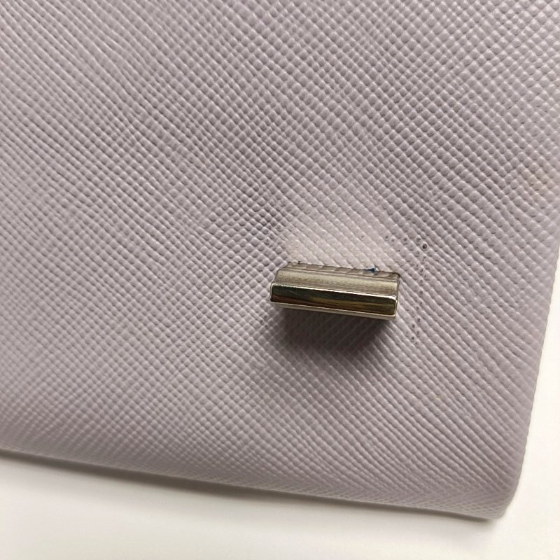 PRADA淺紫色牛皮十字紋斜挎包銀色五金-11