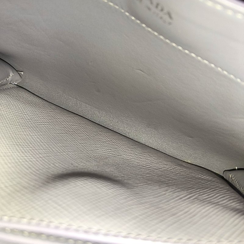 PRADA淺紫色牛皮十字紋斜挎包銀色五金-13