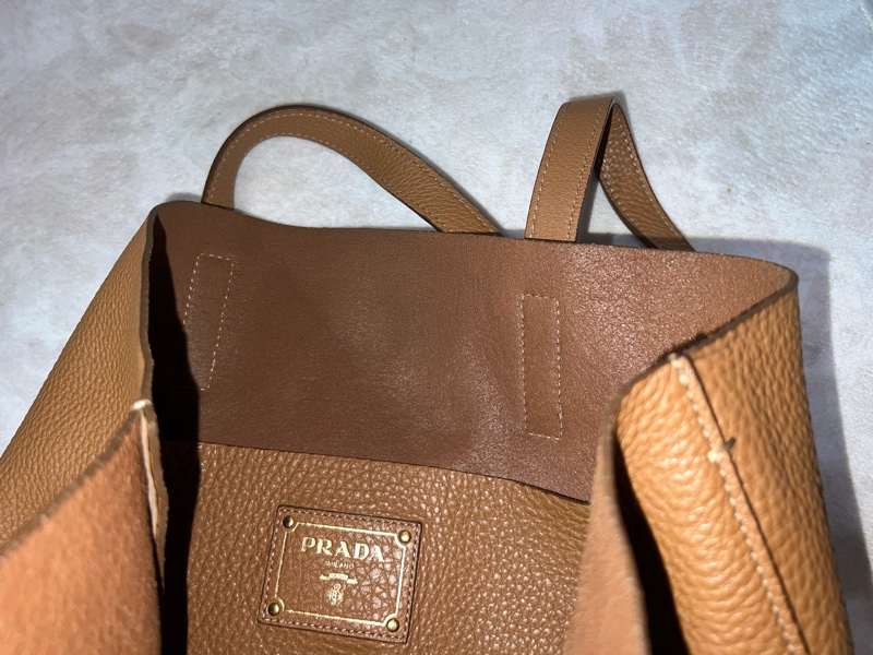 Prada 咖啡色托特包 鹿皮（少見的皮革款）-10