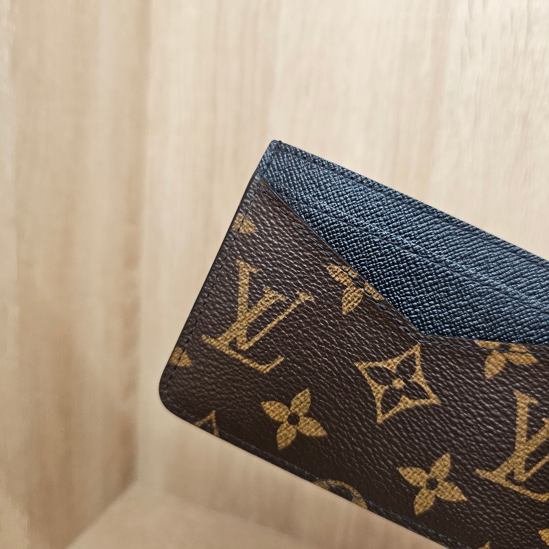 [新年福利出清❣️] LV老花黑牛皮Neo名片卡夾-14